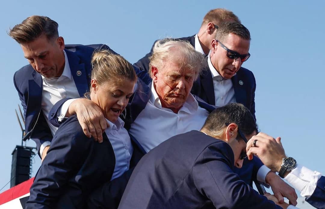 USA: Des Tirs D’arme Sur Donald Trump En Plein Meeting