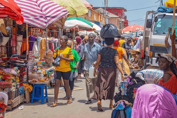 Micro trottoir : Son De Cloches Dans Les Marchés D&rsquo;Accra