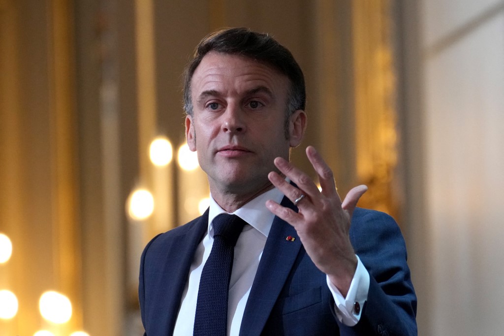 Déclaration De Macron Réclamant Un Merci : Au Mali, Quand La Caravane Française Inefficace Passa !