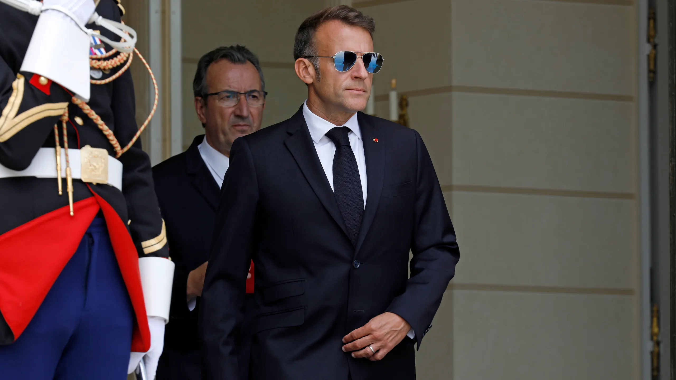 France : Successeur De Macron Connu Le 2 mai 2027 à 20 H