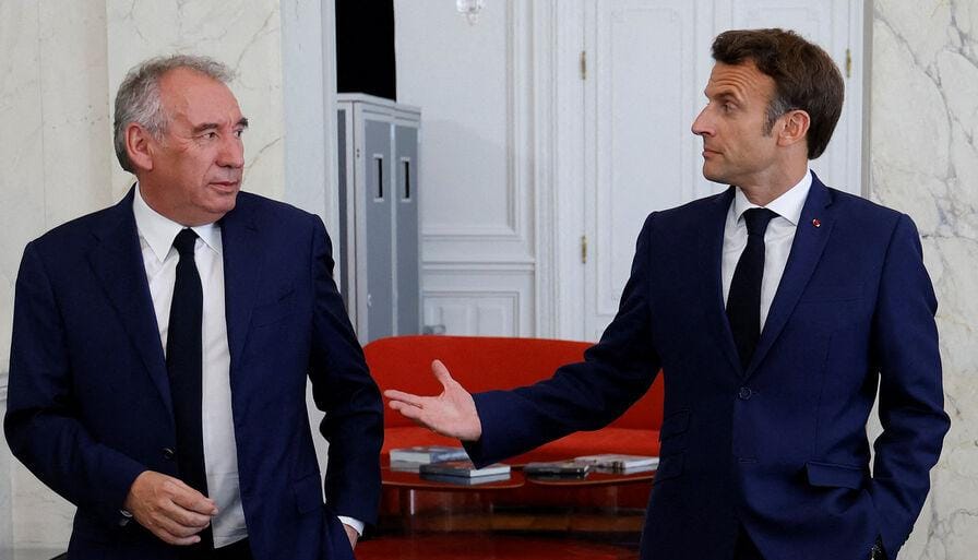France : Plus De Gouvernement Au Pays De Macron Depuis Quelques Minutes. Quelle Equation Pour Le Locataire De l'Elysée ?