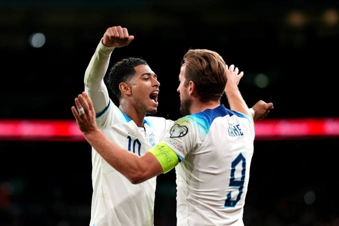 Après Le Cambriolage Des Crampons De Kane Et De Bellingham :  Démonstration De Force Des Anglais Face à La Croatie