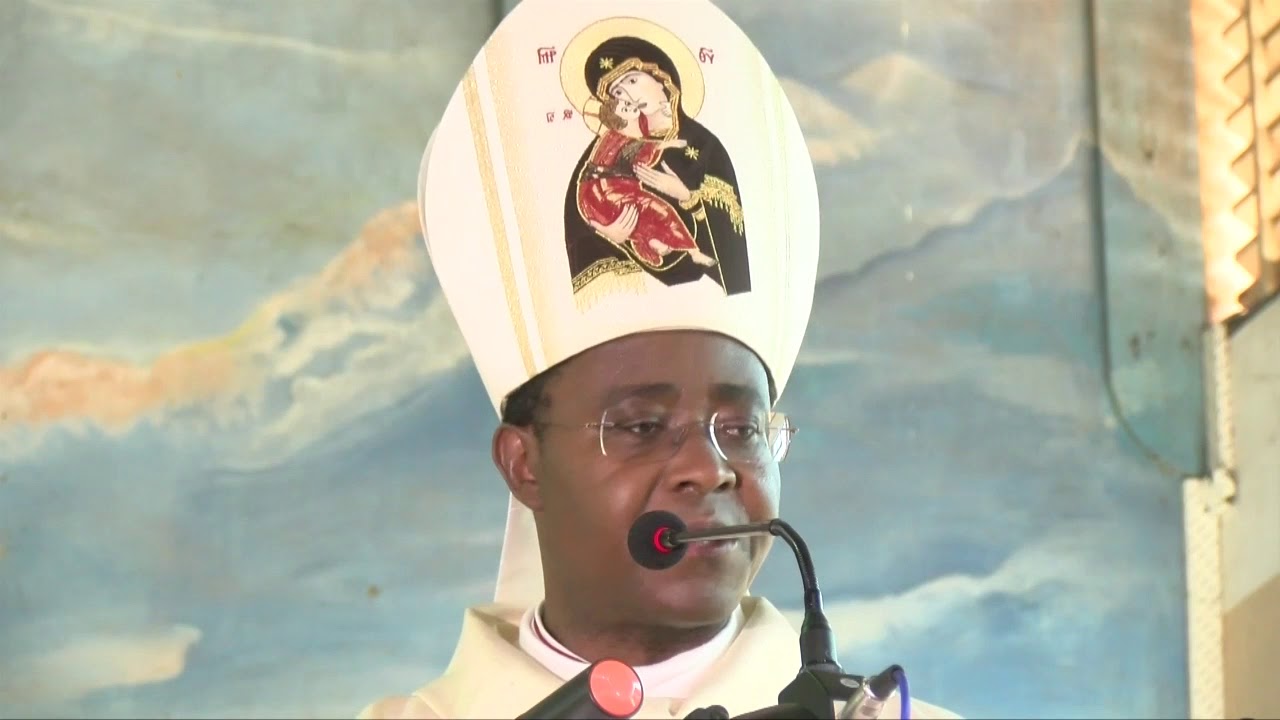 Bénin/Centenaire De Feu Mgr Sastre : Désormais Une Place Au Nom De L'homme De Dieu à Grand-popo
